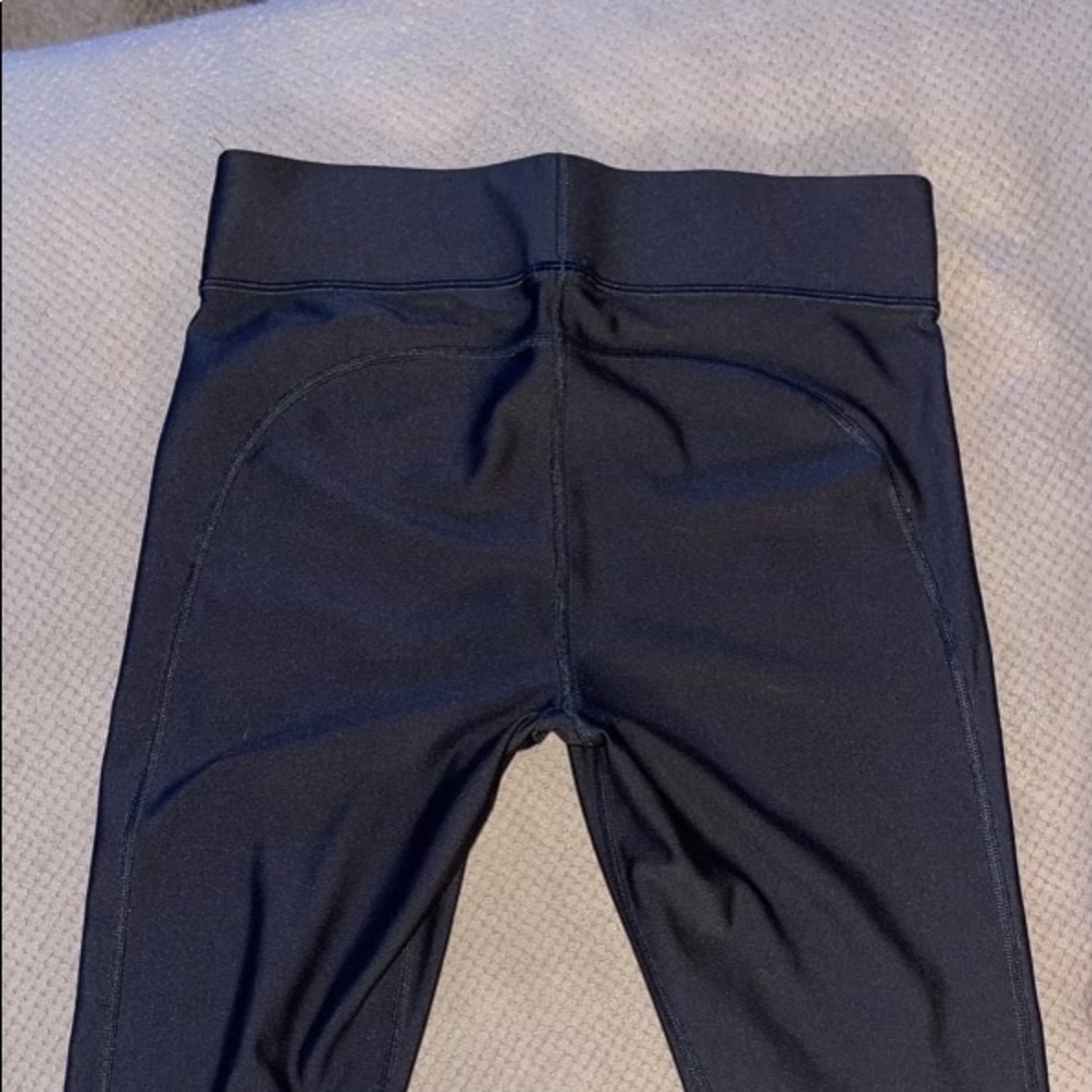 Under Armour Capri Length Leggings - Picture 6 of 6